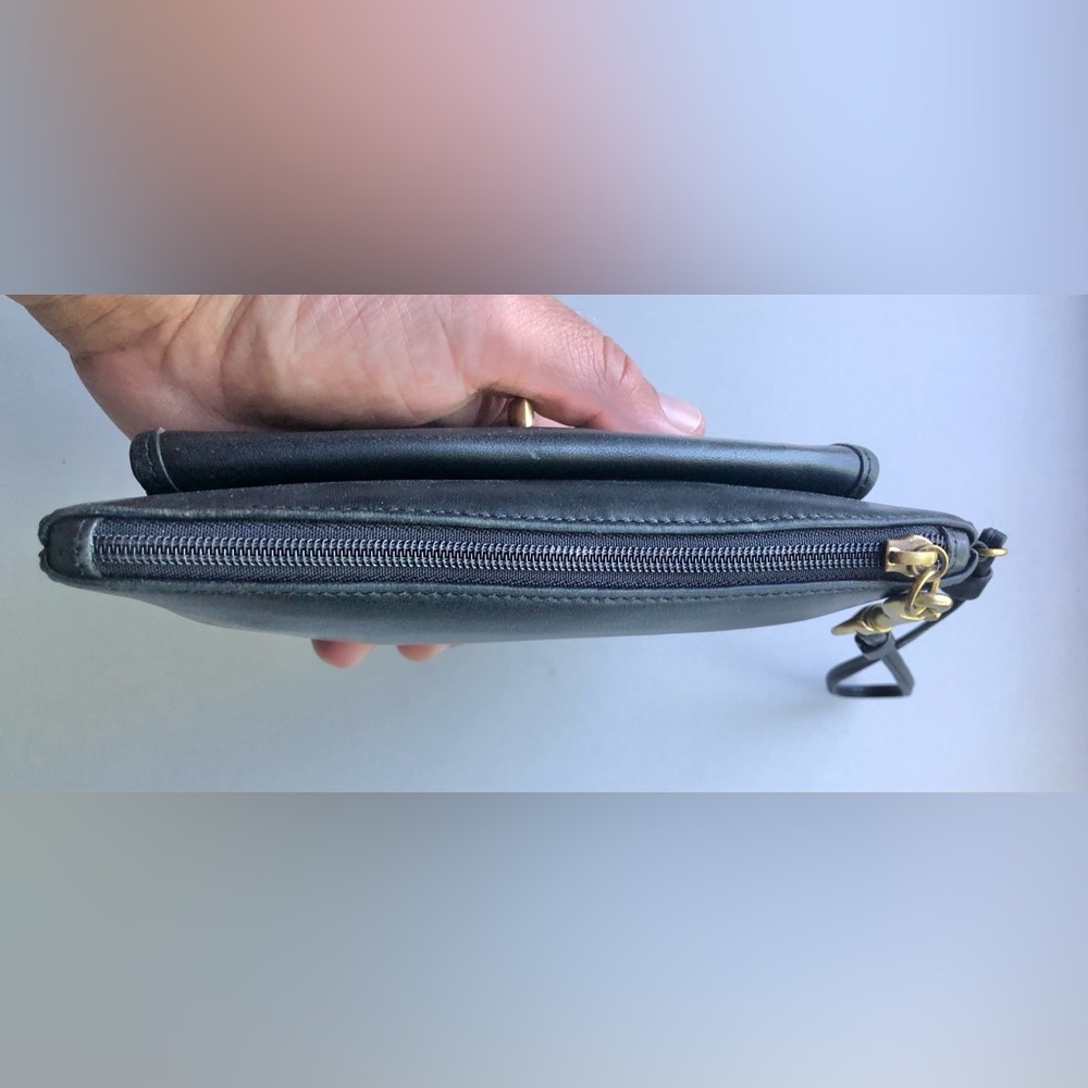 Vintage COACH Black Leather Turnlock Legacy Wristlet - Picture 6 of 14
